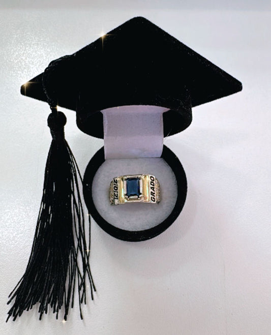 Anillo de grado de plata y laminado de oro