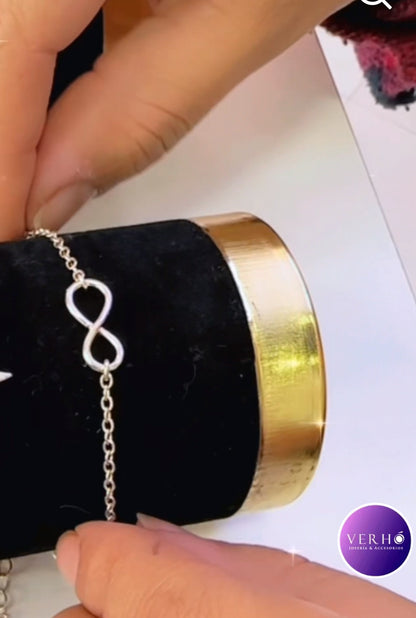 Pulsera infinite love