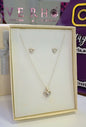Juego de Aretes y cadena Love