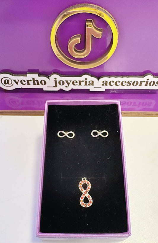 Juego de Aretes y dije “Infinite”