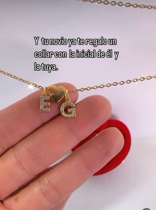 Cadena de 2 iniciales y corazon